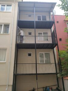 Balkon, Balkon yapımı, Balkon uzatma