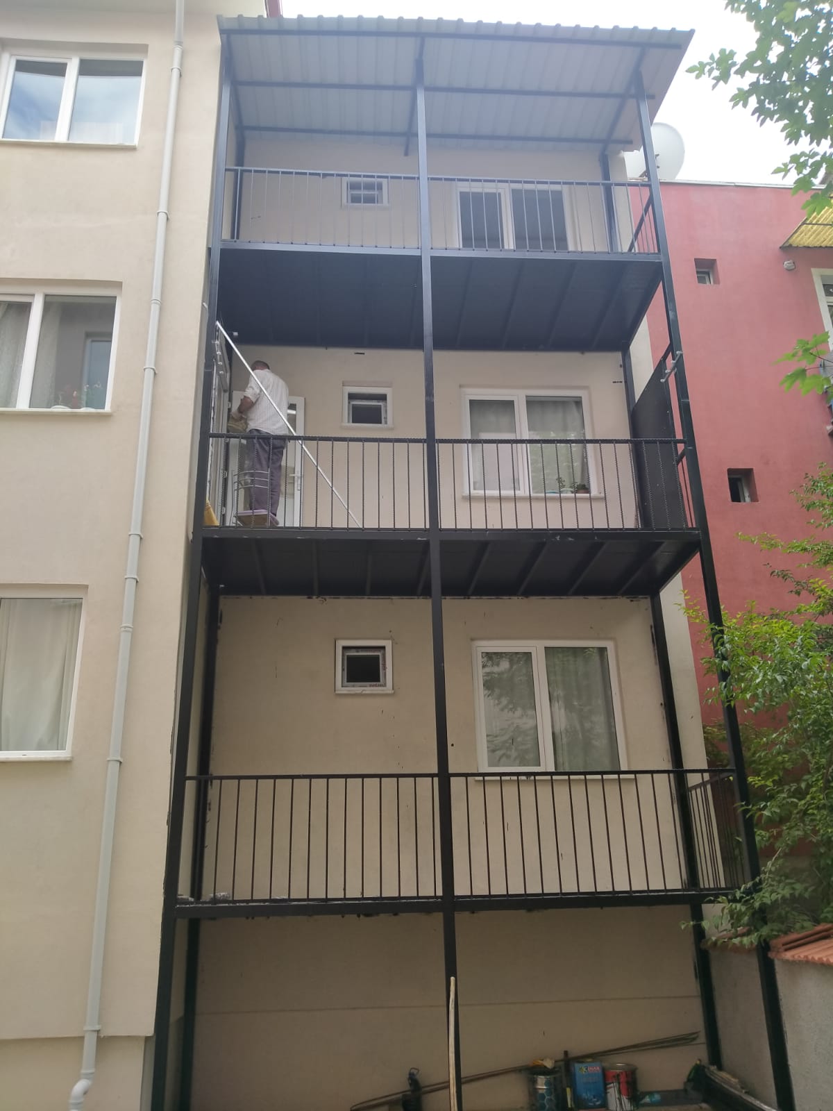 Balkon, Balkon yapımı, Balkon uzatma